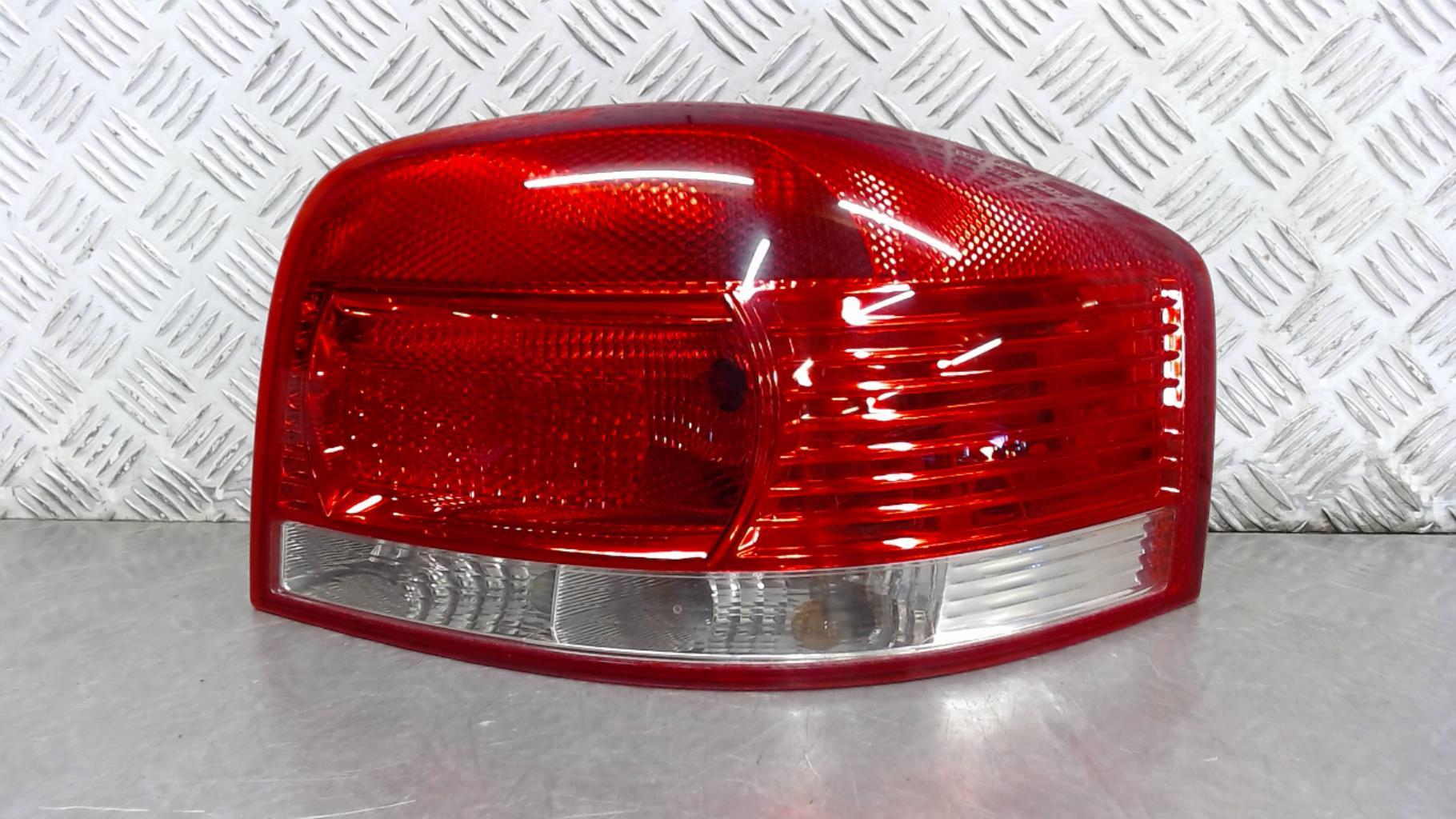 Fanale posteriore principale destro (luci) AUDI A3 2 PHASE 2 Diésel - 1