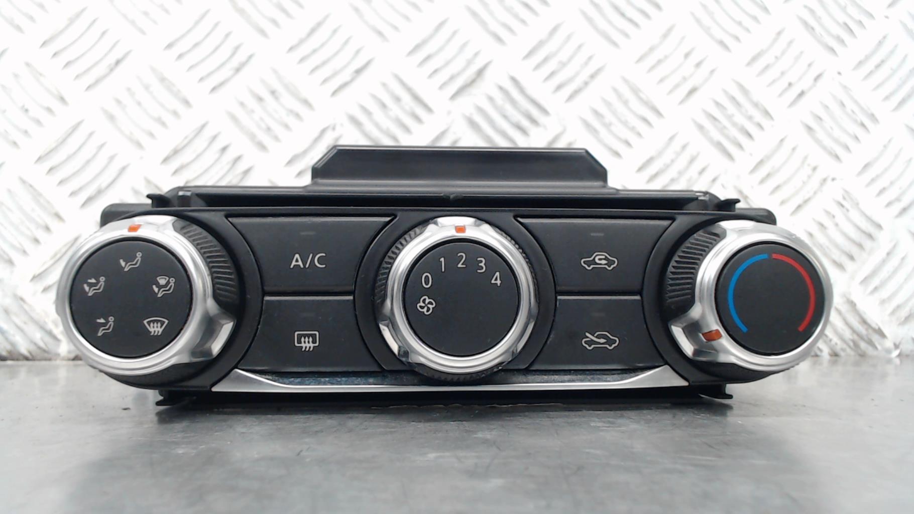 Commande chauffage NISSAN MICRA 5 Essence - 1