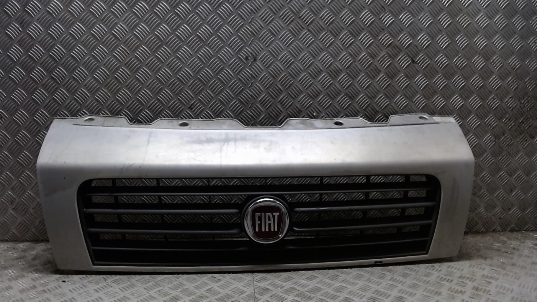 Calandre FIAT DUCATO 3 PHASE 1 Diesel - 1