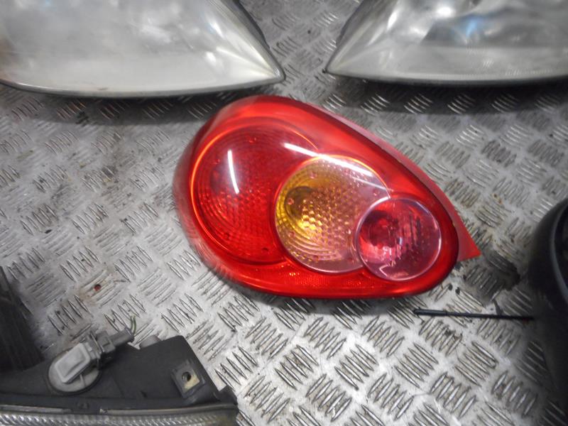 Fanale posteriore principale sinistro (luci) TOYOTA AYGO 1 PHASE 2 Gasolina - 1