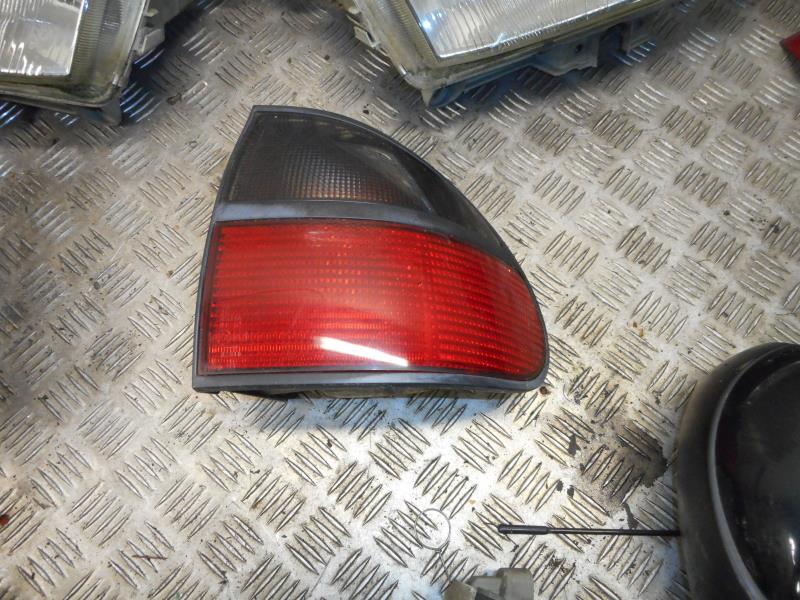 Fanale posteriore principale destro (luci) RENAULT LAGUNA 1 PHASE 1 Gasolina - 1