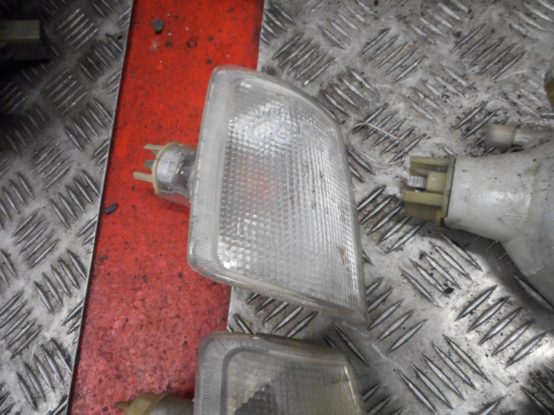 Gruppo ottico anteriore secondario destro (luci)(freccia) OPEL CORSA A  - 1