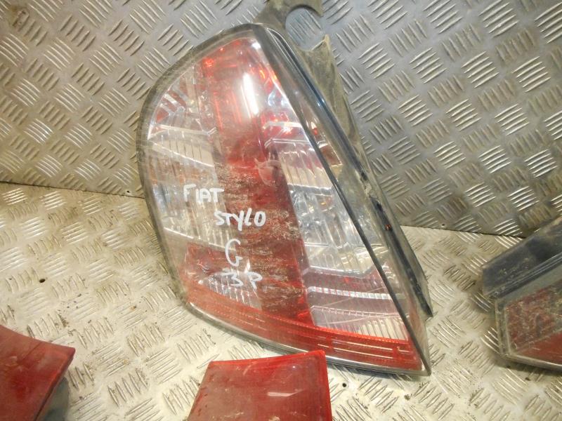 Fanale posteriore principale sinistro (luci) FIAT STILO BREAK Diésel - 1