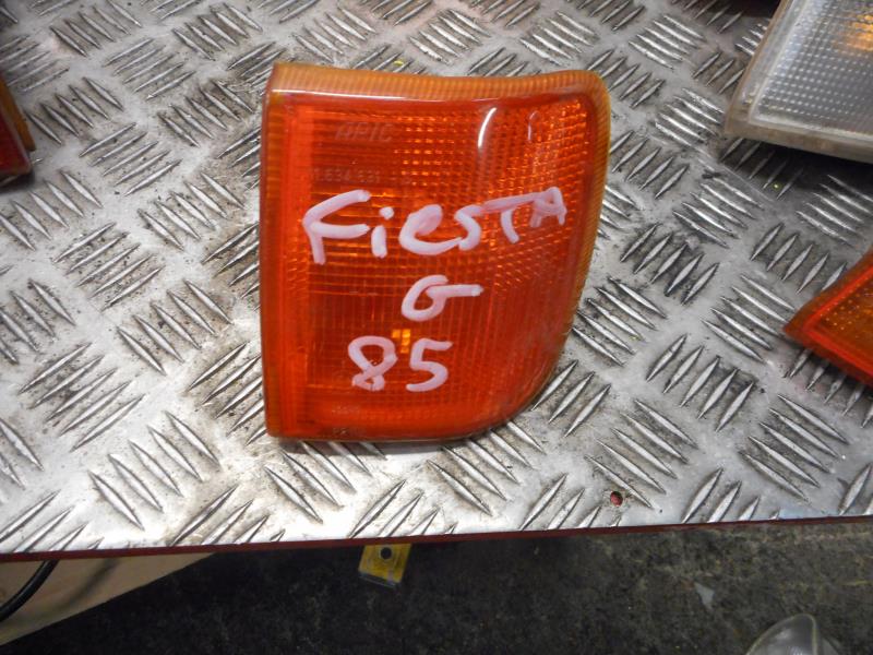 Gruppo ottico anteriore secondario sinistro (luci)(freccia) FORD FIESTA 1 Gasolina - 1