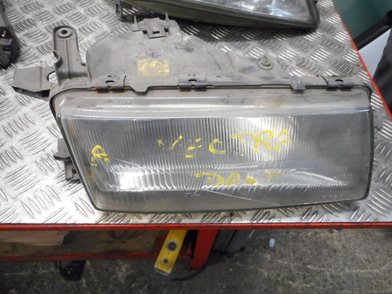 Gruppo ottico anteriore principale destro (luci)(faro) OPEL VECTRA A  - 1