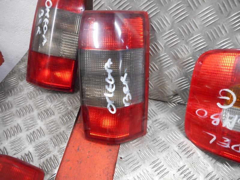 Fanale posteriore principale destro (luci) OPEL OMEGA B  - 1