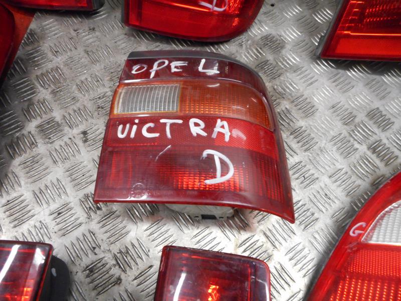 Fanale posteriore principale destro (luci) OPEL VECTRA A  - 1