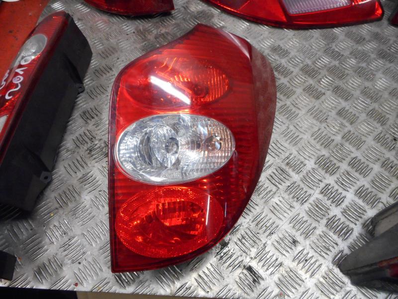 Fanale posteriore principale destro (luci) RENAULT LAGUNA 2 PHASE 1 BREAK Diésel - 1