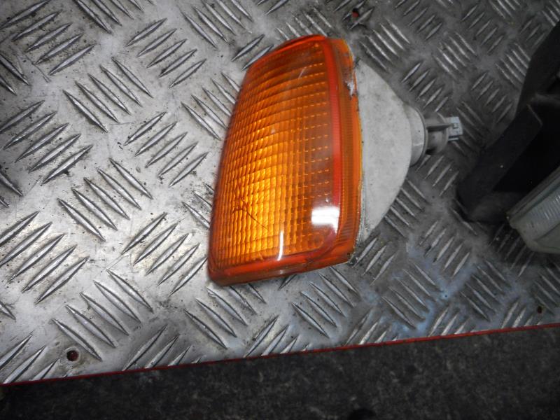 Gruppo ottico anteriore secondario sinistro (luci)(freccia) VOLKSWAGEN POLO 3 PHASE 1  - 1