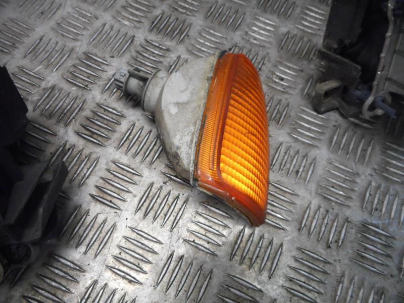 Gruppo ottico anteriore secondario destro (luci)(freccia) VOLKSWAGEN POLO 3 PHASE 1  - 1