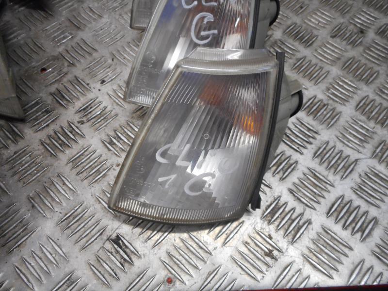 Gruppo ottico anteriore secondario sinistro (luci)(freccia) RENAULT CLIO 1 PHASE 1 Diésel - 1
