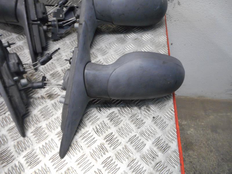 Retrovisor izquierdo RENAULT LAGUNA 1  - 1