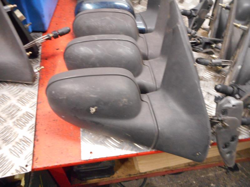 Retrovisor derecho RENAULT CLIO 2 PHASE 2  - 1