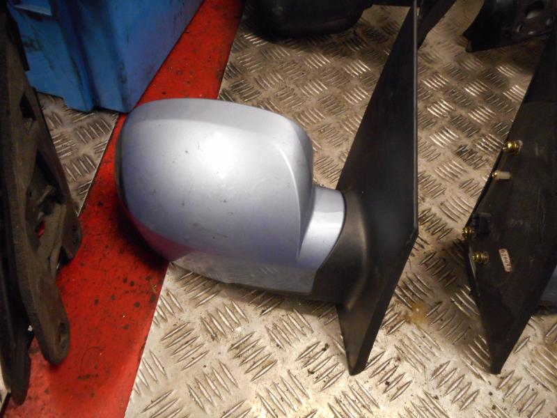 Retrovisor derecho HYUNDAI GETZ  - 1