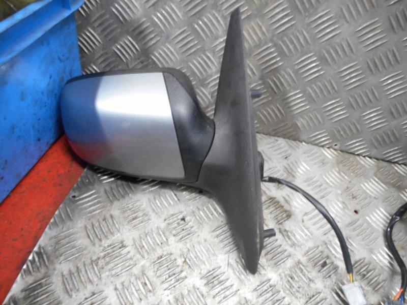 Retrovisor derecho FORD MONDEO 2 Diésel - 1
