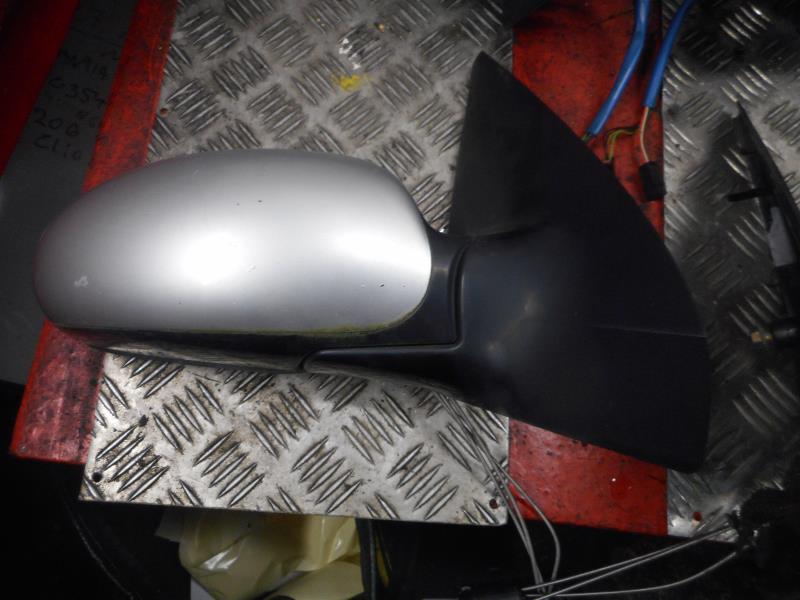 Retrovisor derecho FORD FOCUS 1 Diésel - 1