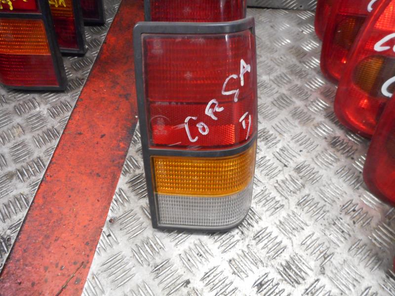 Fanale posteriore principale destro (luci) OPEL CORSA A  - 1
