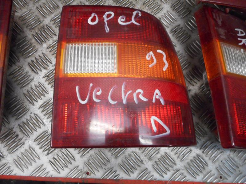 Fanale posteriore principale destro (luci) OPEL VECTRA A  - 1