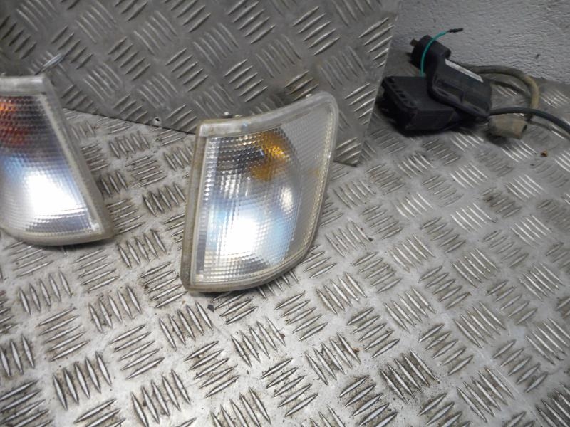 Gruppo ottico anteriore secondario sinistro (luci)(freccia) FORD FIESTA 3 PHASE 2 Gasolina - 1