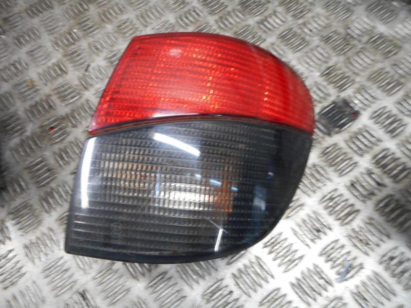 Fanale posteriore principale destro (luci) PEUGEOT 406 PHASE 2 BREAK Gasolina - 1
