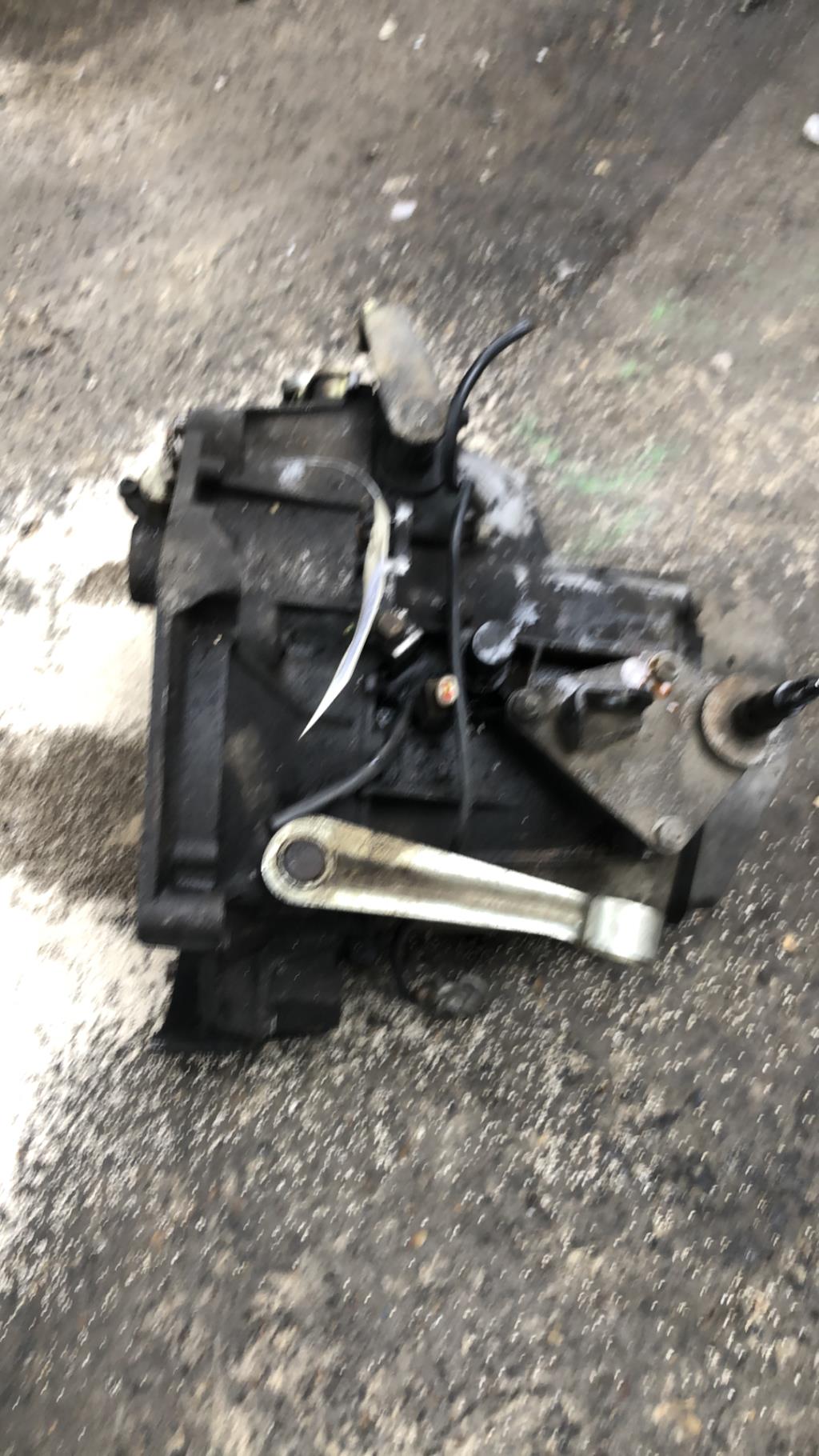 Boite de vitesses PEUGEOT 206 Essence - 1