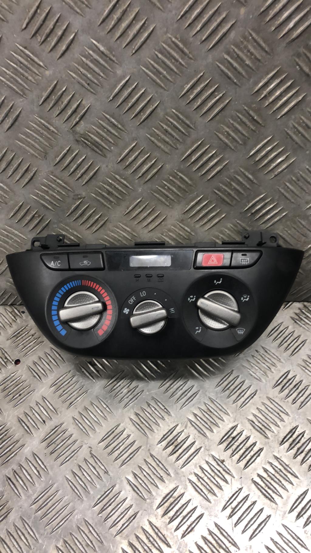 Commande chauffage TOYOTA RAV4 2 PHASE 1 Diesel - 1