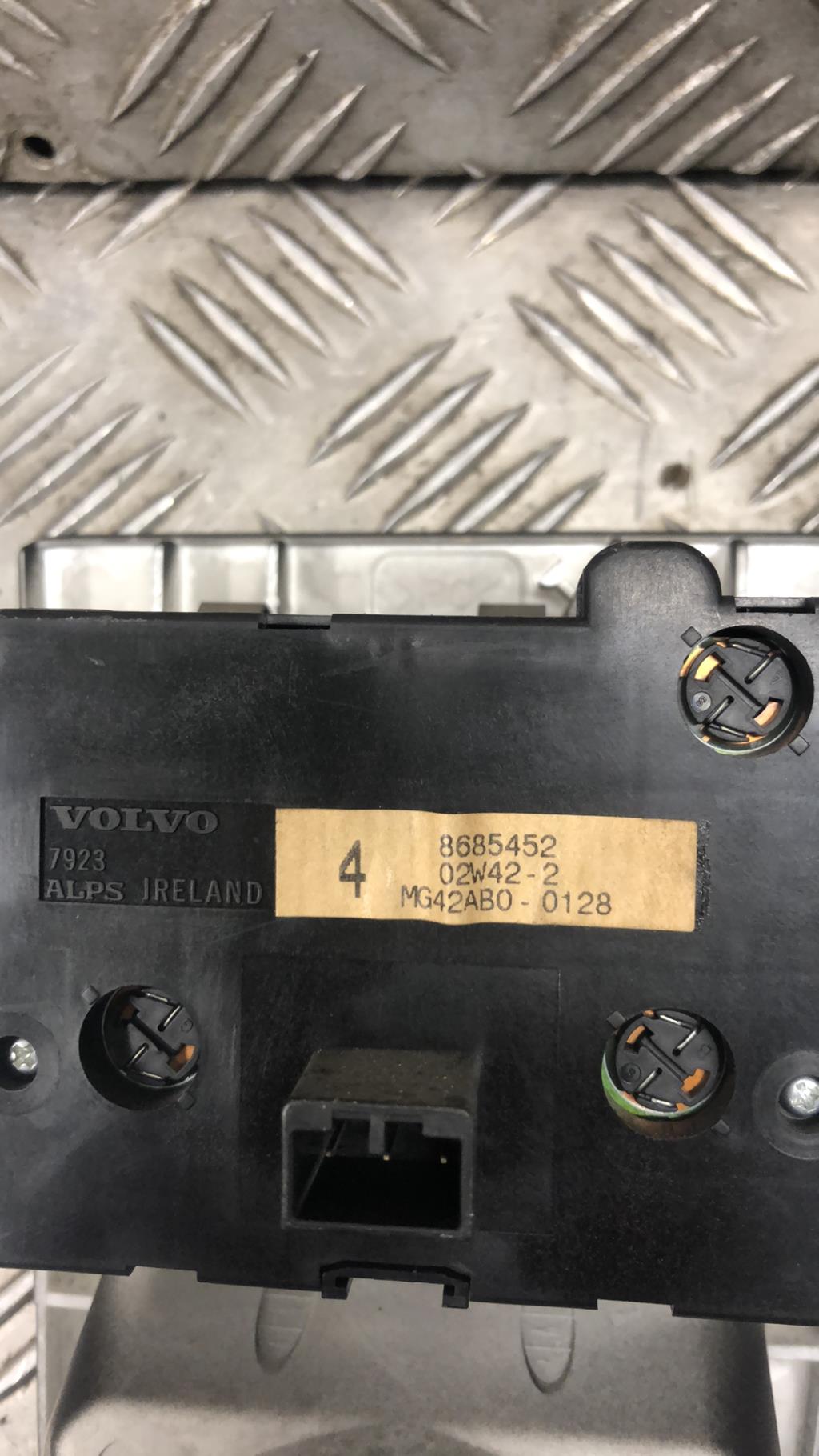 Commande de phare VOLVO XC 90 1 PHASE 1 Diesel - 1