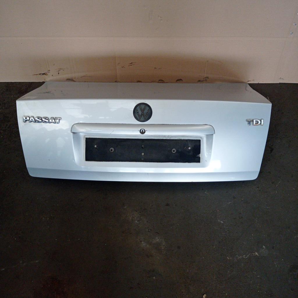 Portabagagli/Portellone posteriore VOLKSWAGEN PASSAT 4 PHASE 1 Diésel - 1