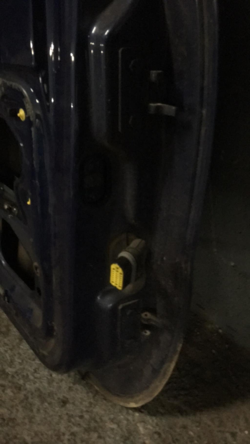Porte avant gauche RENAULT KANGOO 1 PHASE 1 Diesel - 1