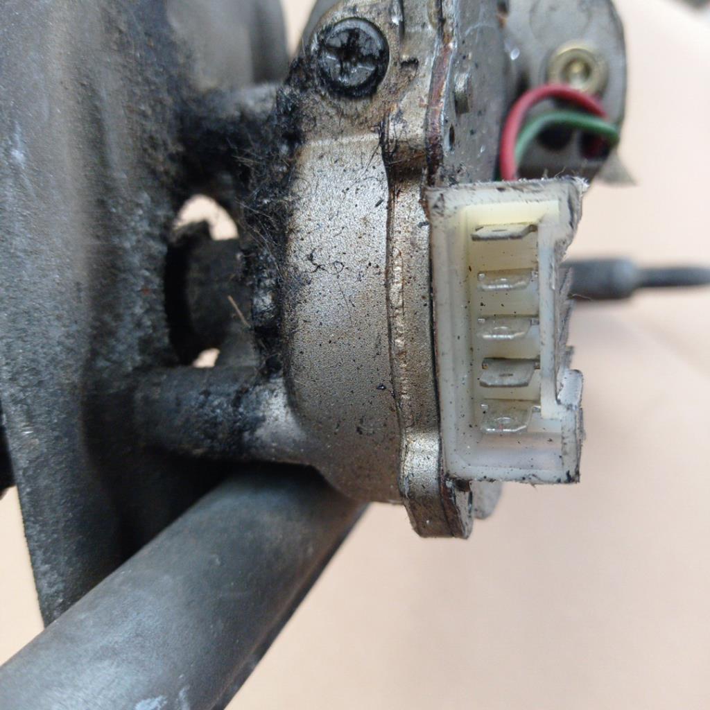 Mecanisme essuie glace avant PEUGEOT 405  - 1