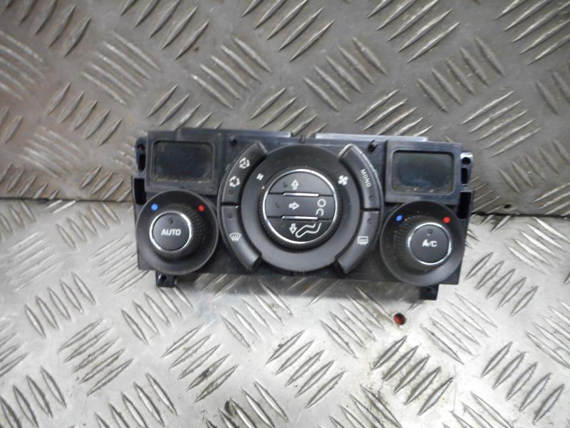 Commande chauffage PEUGOET 3008 Diesel - 1