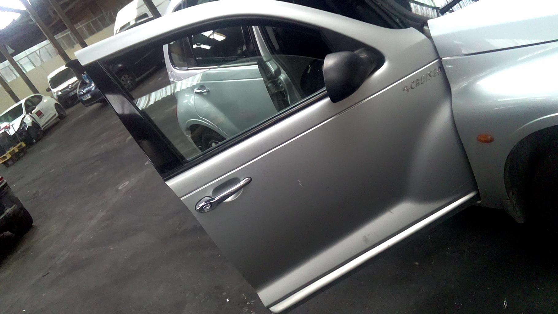 Porte avant droit CHRYSLER PT CRUISER PHASE 1 BREAK Diesel - 1