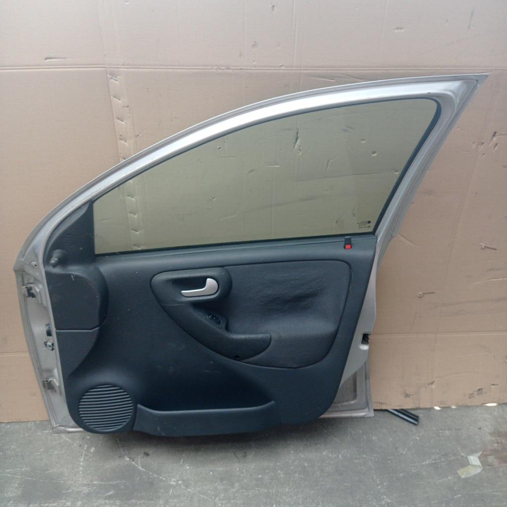 Porte avant droit OPEL CORSA C PHASE 2 Essence - 1