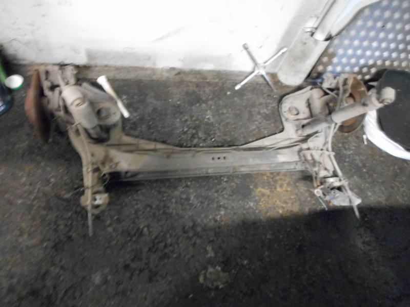 Essieu arriere RENAULT LAGUNA 3 PHASE 1 Diesel - 1