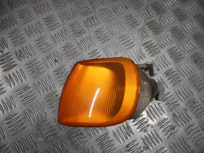 Gruppo ottico anteriore secondario sinistro (luci)(freccia) VOLKSWAGEN POLO 3 PHASE 1 Gasolina - 1