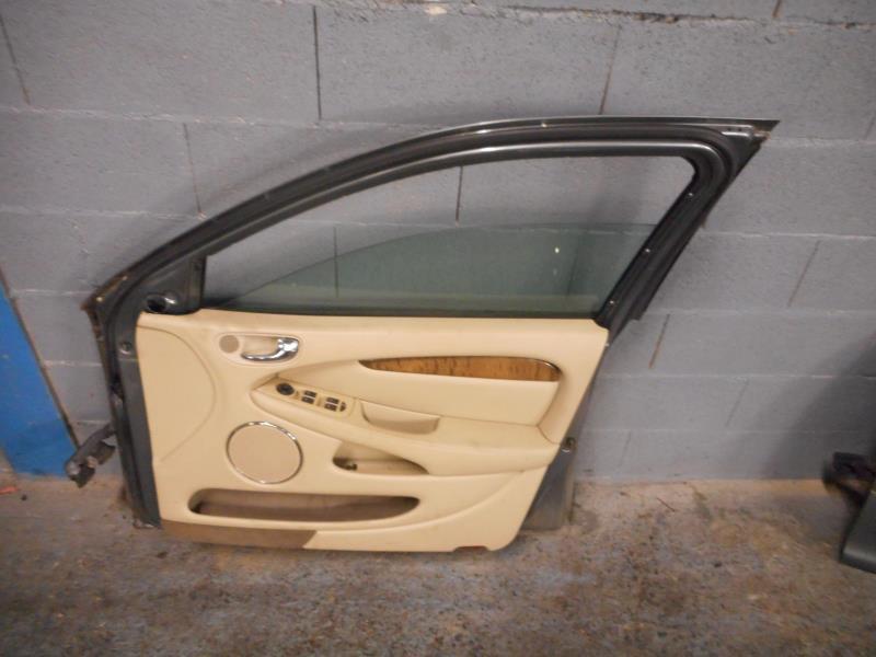 Porte avant droit JAGUAR X-TYPE PHASE 1 BREAK Diesel - 1