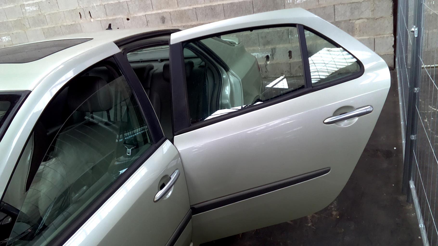 Porte arriere gauche RENAULT LAGUNA 2  - 1