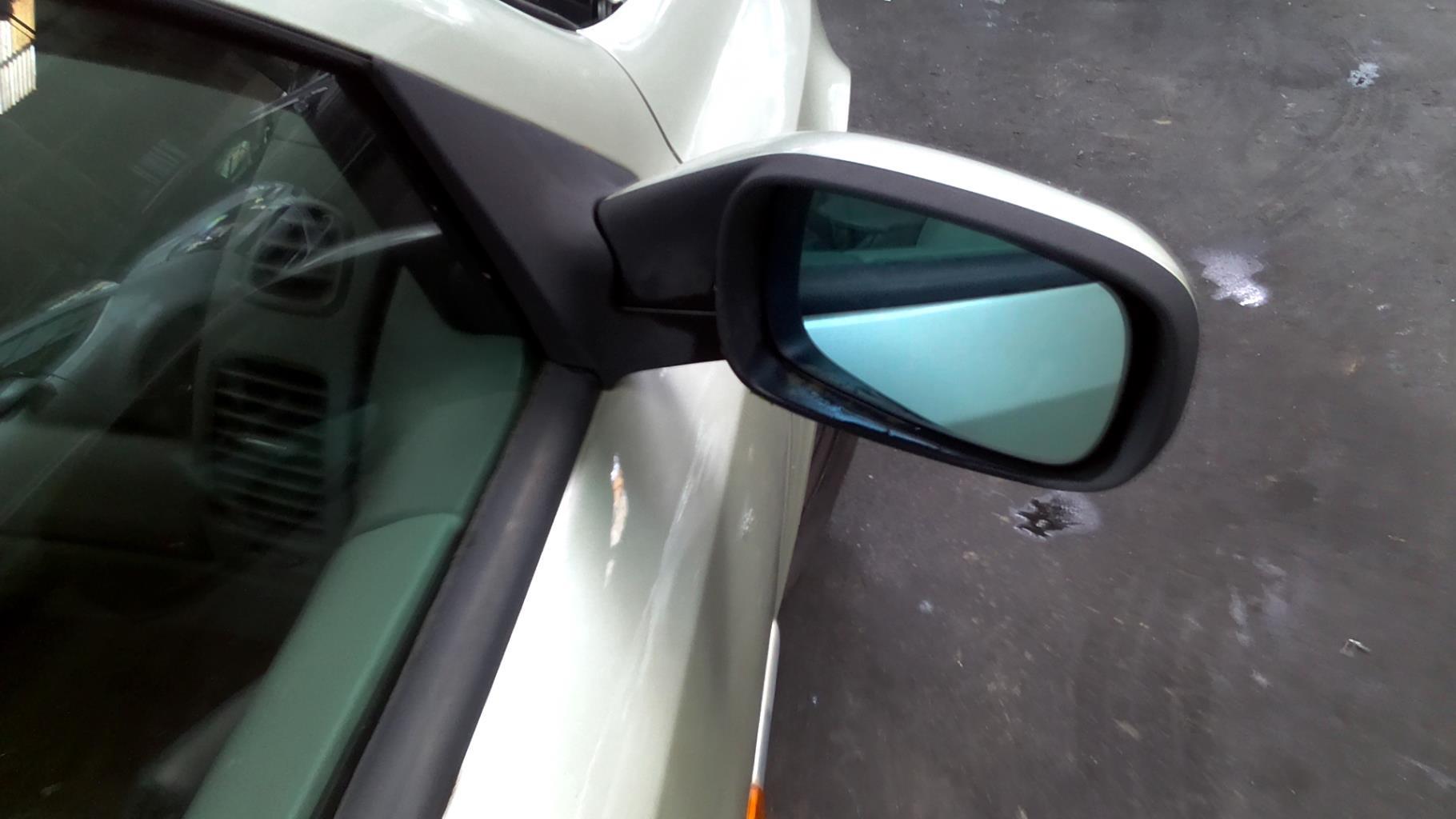 Retrovisor derecho RENAULT LAGUNA 2  - 1