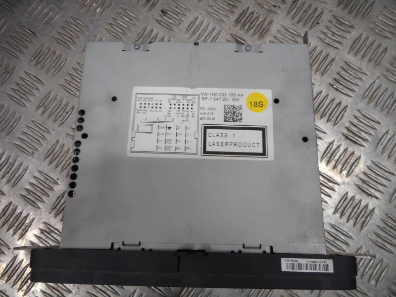 Autoradio originale VOLKSWAGEN PASSAT 3  - 1