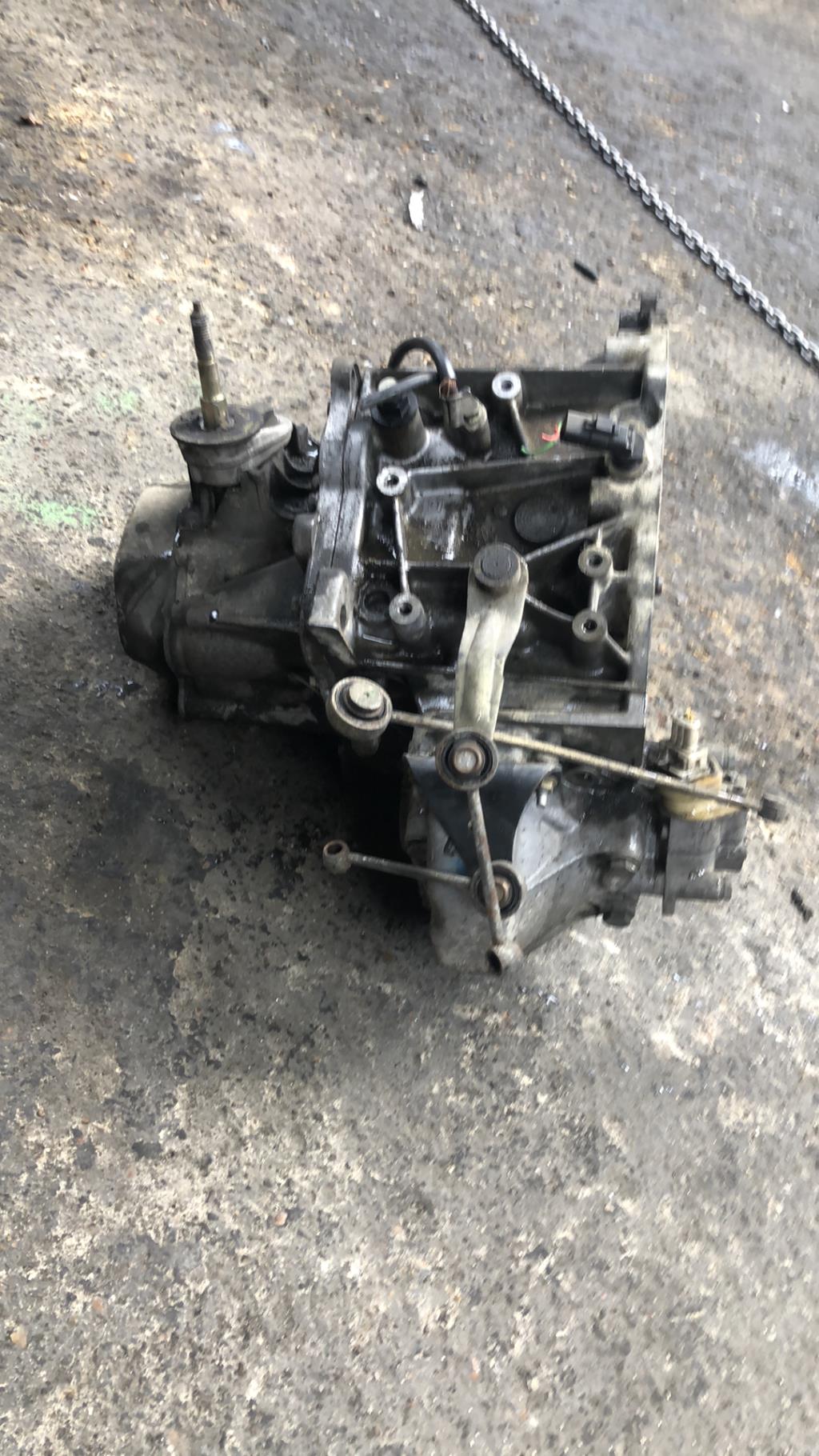 Boite de vitesses PEUGEOT 206 Essence - 1