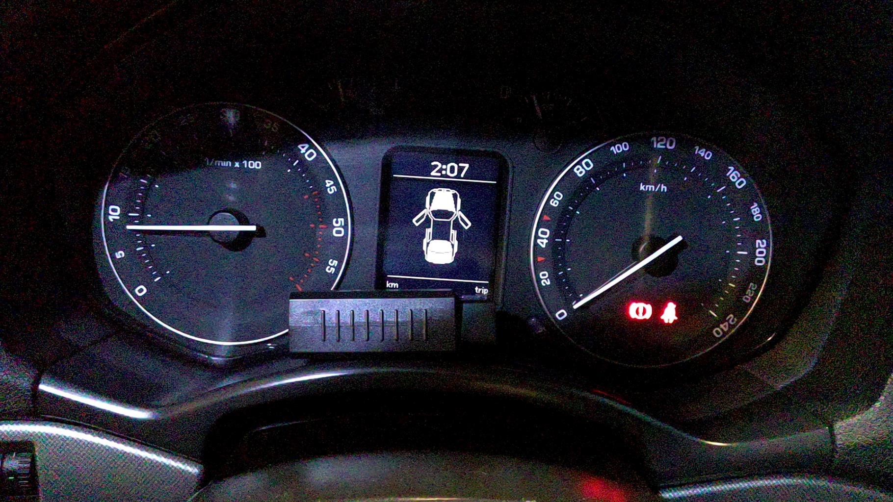 Compteur SKODA OCTAVIA 2 PHASE 1 BREAK Diesel - 1