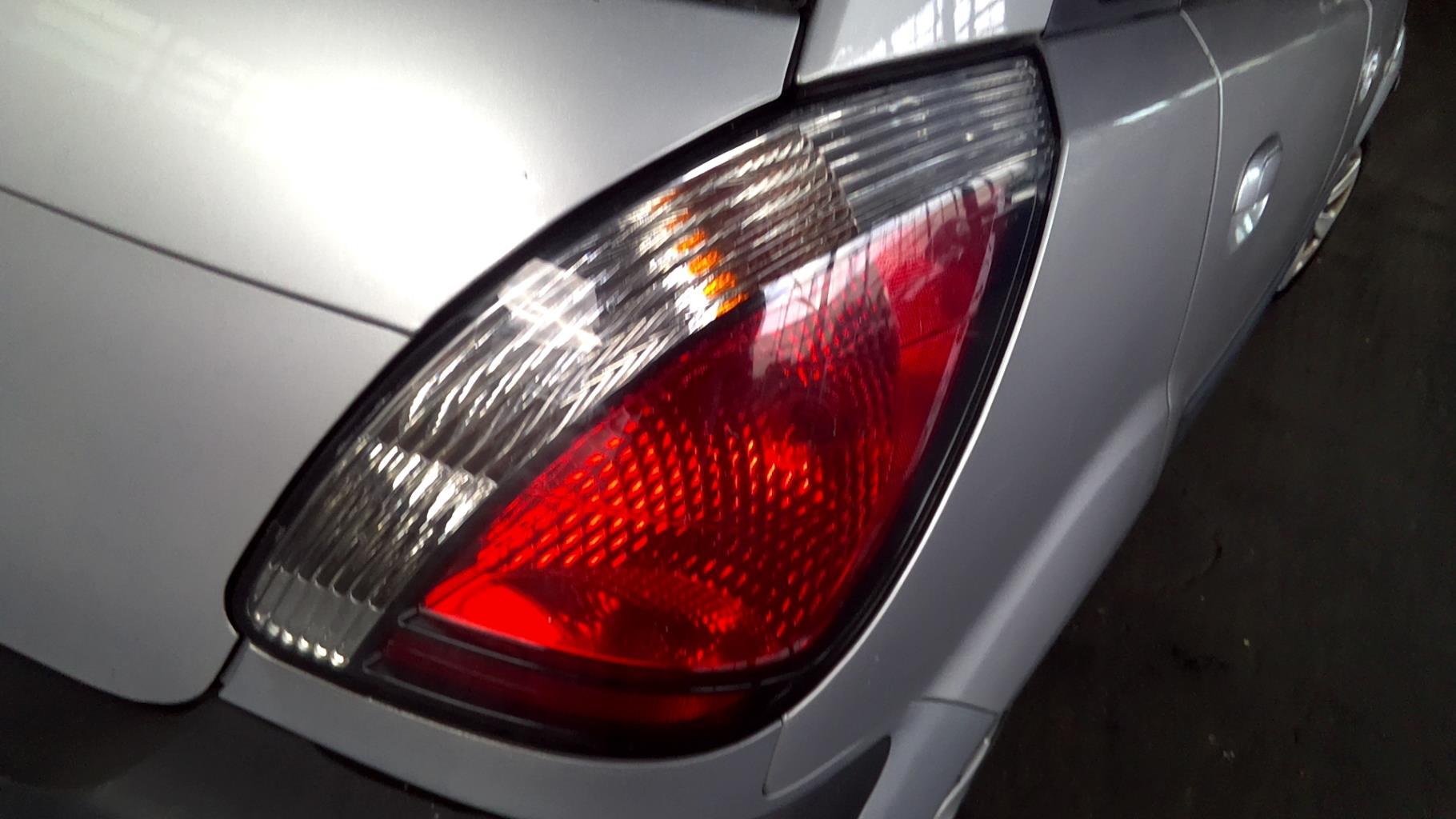 Fanale posteriore principale destro (luci) KIA RIO 2 PHASE 1 Gasolina - 1