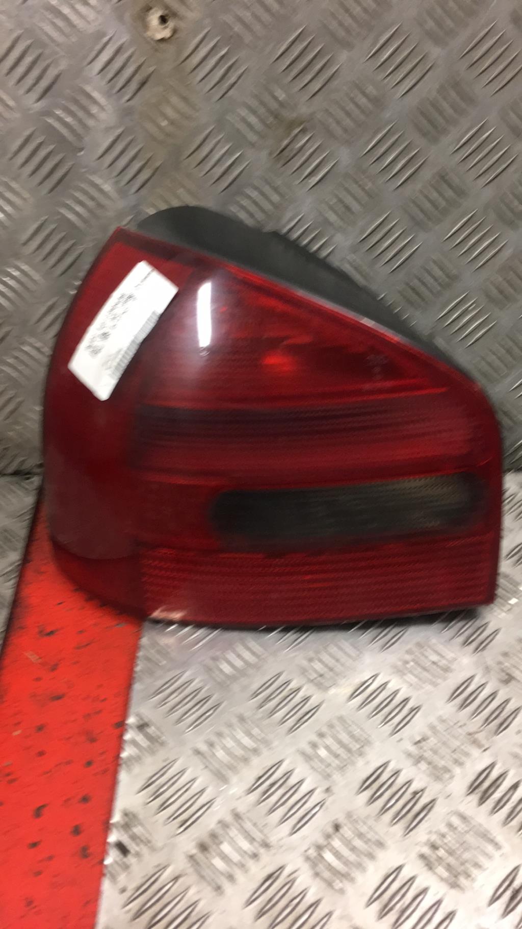 Fanale posteriore principale sinistro (luci) AUDI A3 1 PHASE 1 Diésel - 1