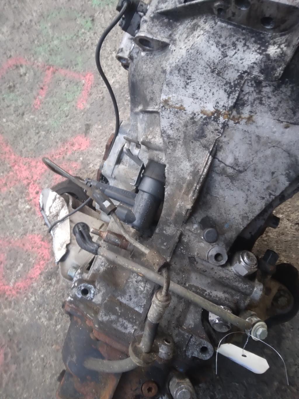 Boite de vitesses AUDI A6 2 AVANT PHASE 1 BREAK Diesel - 1
