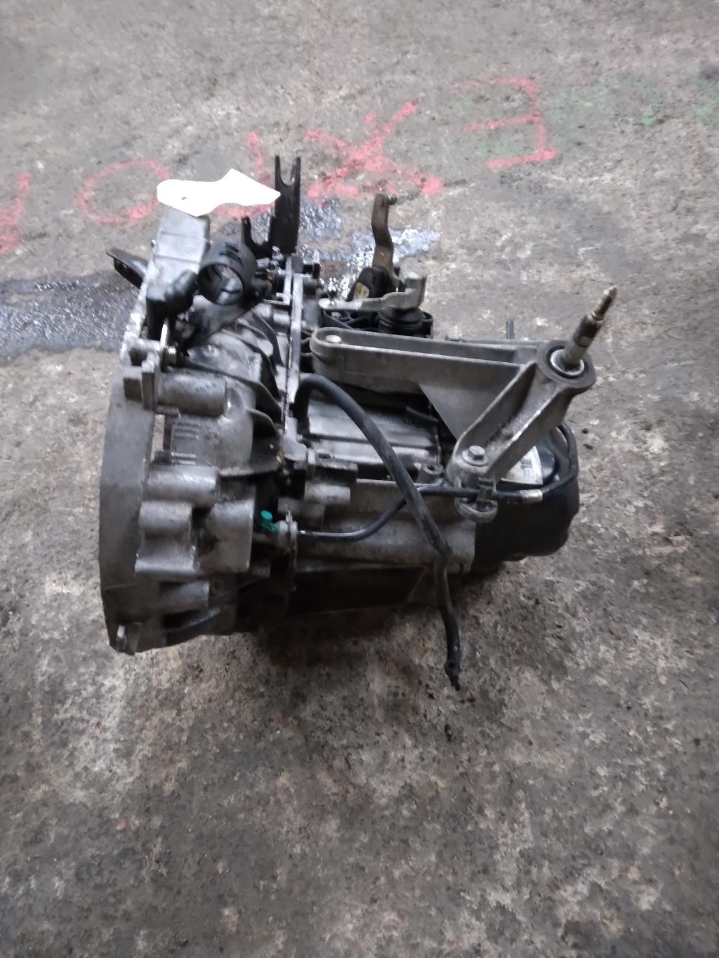 Boite de vitesses NISSAN MICRA 3 PHASE 1  - 1