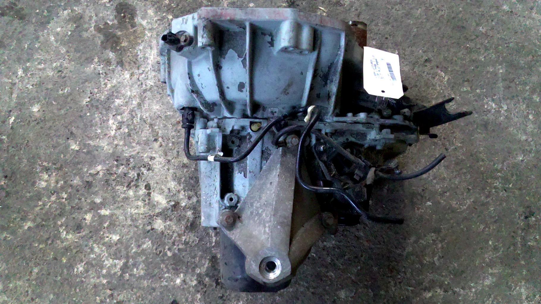 Boite de vitesses NISSAN MICRA 3 PHASE 1 Essence - 1