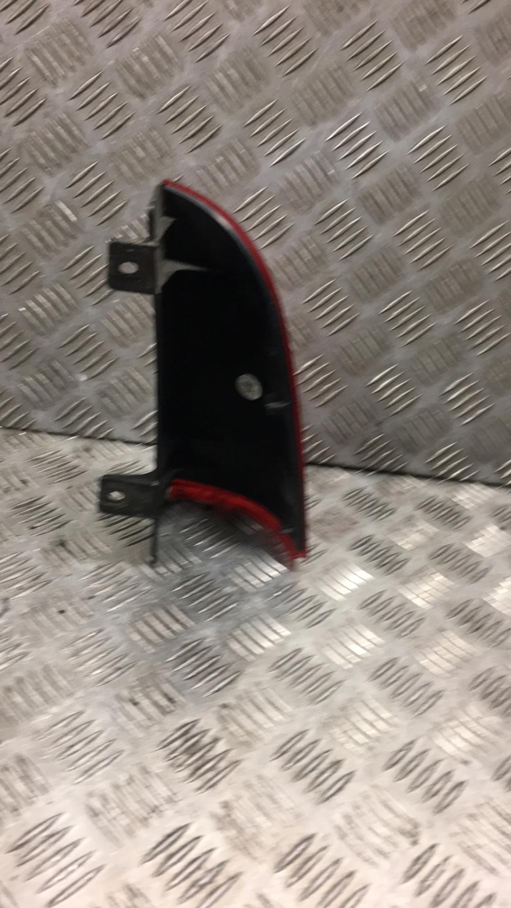 Fanale posteriore sinistro MERCEDES VITO 639 PHASE 2 Diésel - 1