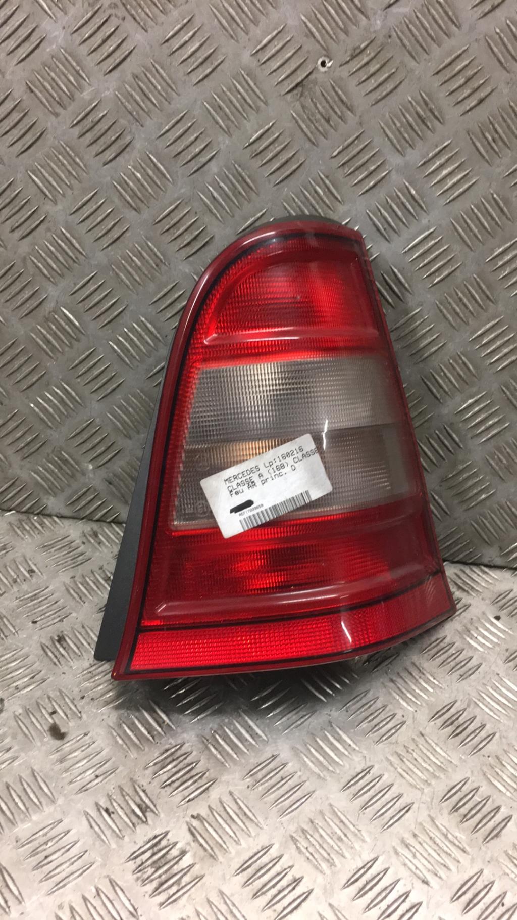 Fanale posteriore principale destro (luci) MERCEDES CLASSE A 168 PHASE 1 Gasolina - 1