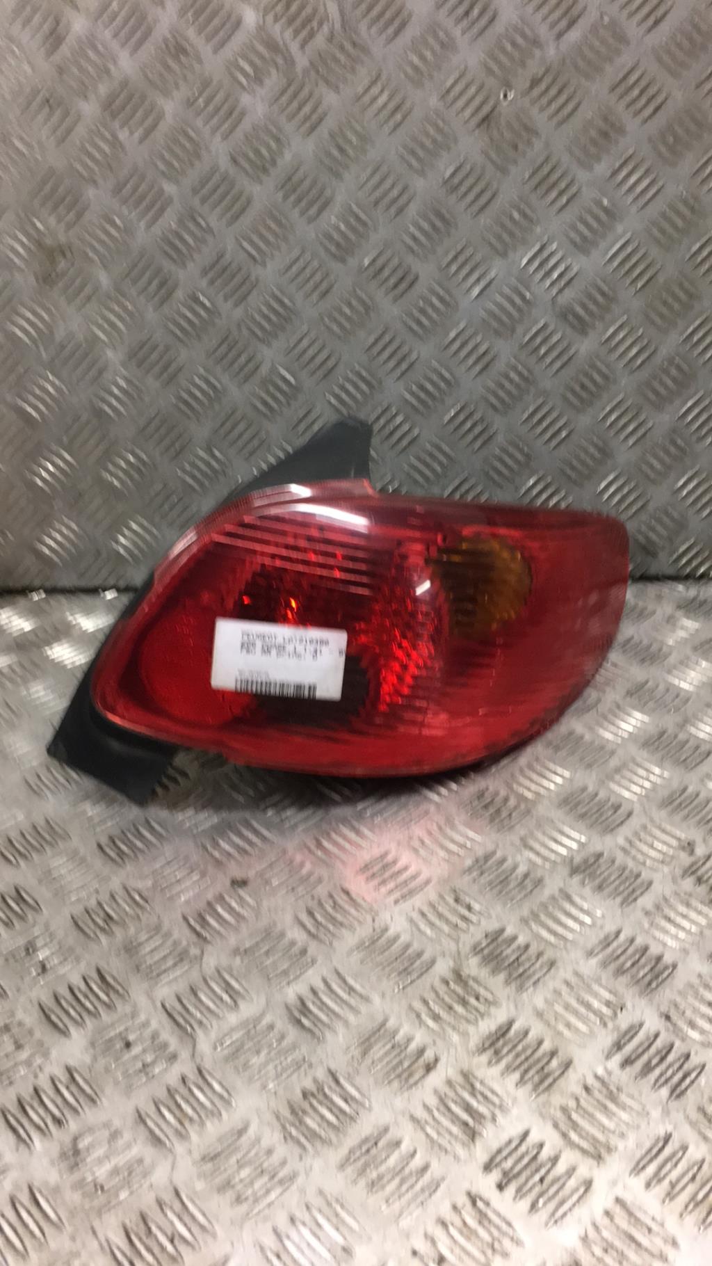 Fanale posteriore principale destro (luci) PEUGEOT 206 PHASE 1 Gasolina - 1