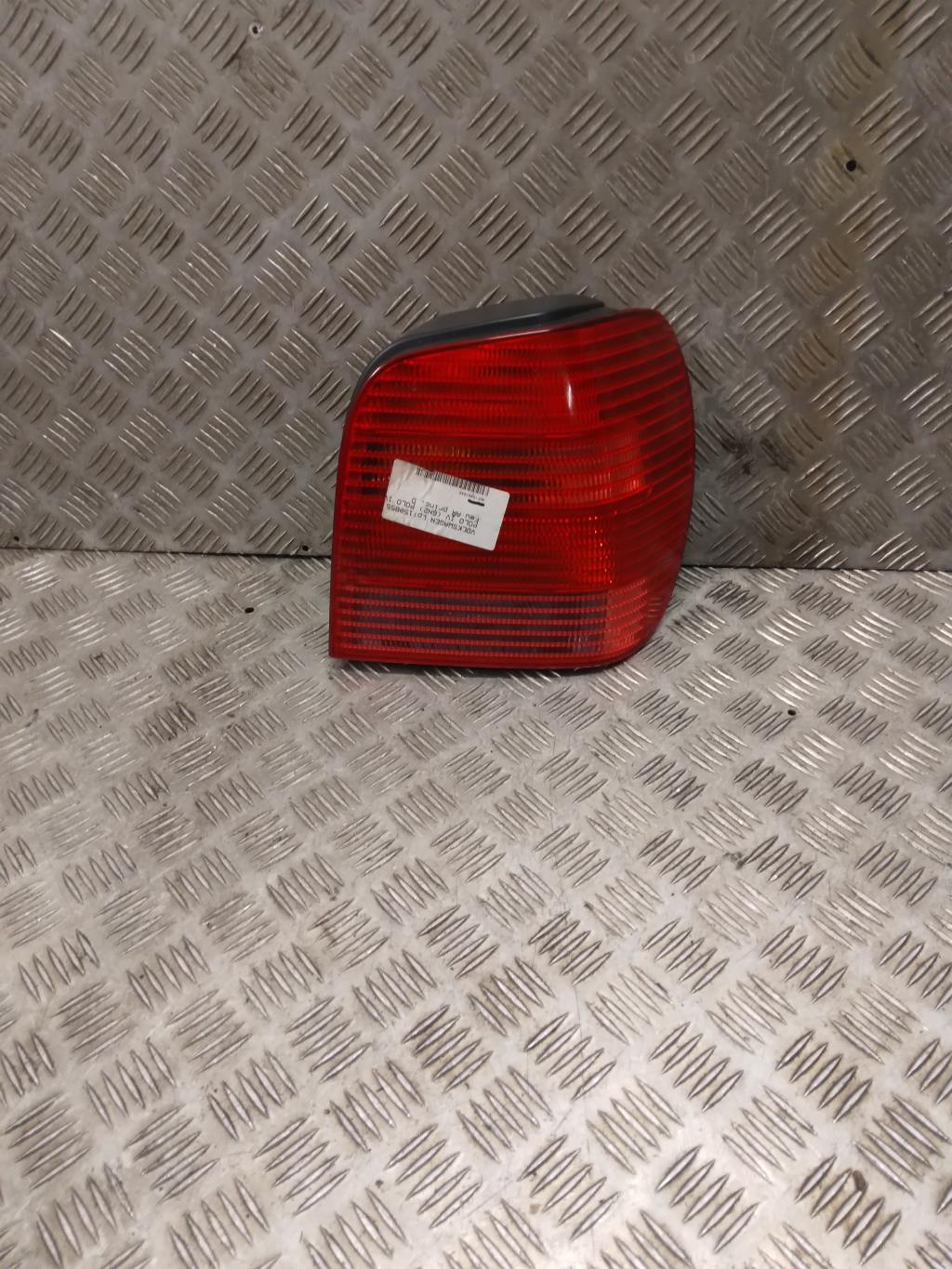 Fanale posteriore principale destro (luci) VOLKSWAGEN POLO 3 PHASE 2 Gasolina - 1